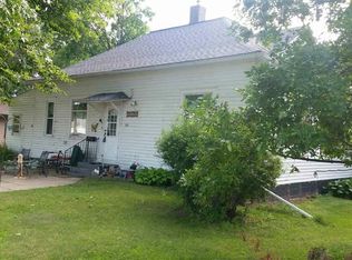 301 1st St, Chancellor, SD 57015