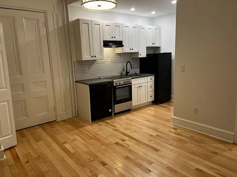 1711 Spruce St #2M — Photo 3