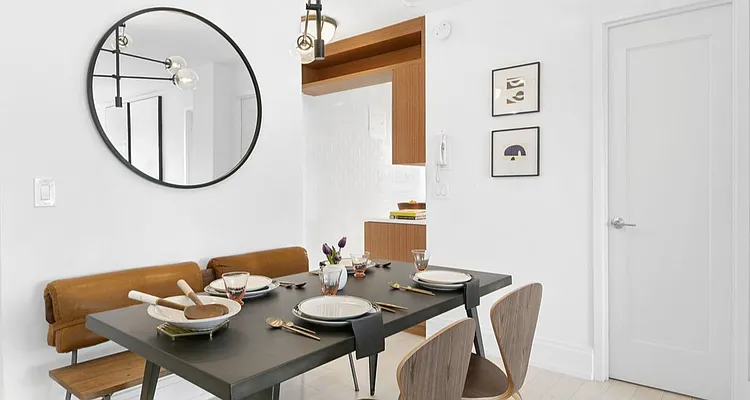 Rented by Compass | media 24