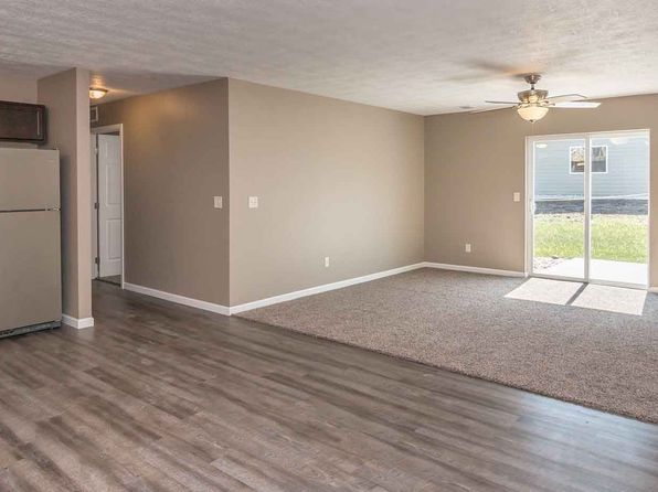 409 W Opal Ln