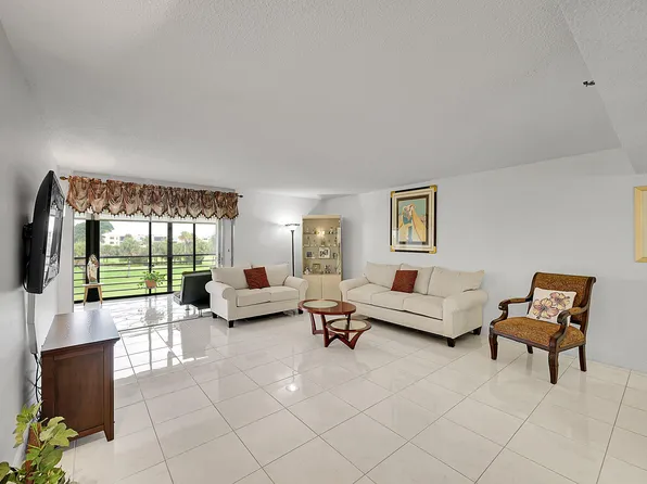 9165 SW 14th Street #1304, Boca Raton, FL 33428