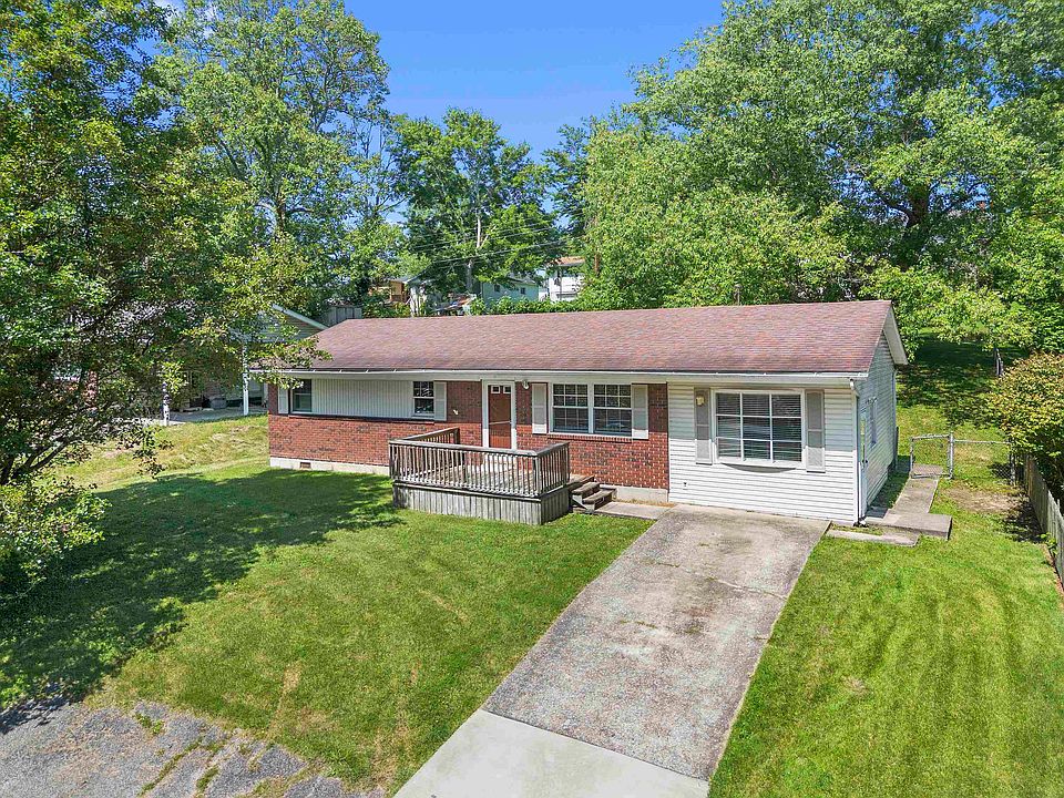 1st image of 1705 Mary Ellen Dr