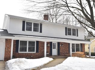 N67W6926 Cleveland St, Cedarburg, WI 53012