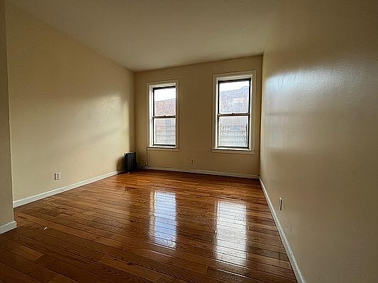 1st image of 716 W 180th St APT 24