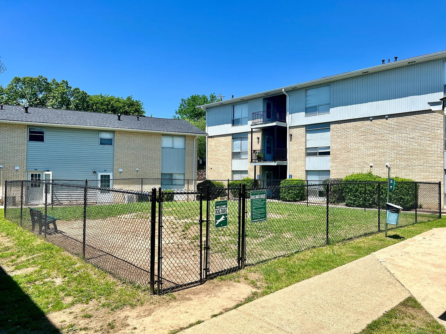 Higdon Ferry Apartments — Photo 4