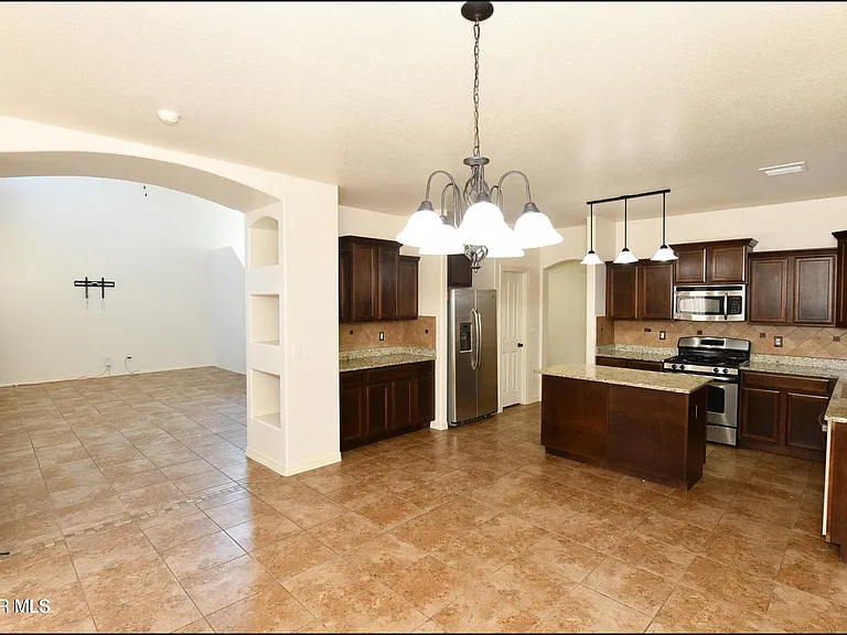 14309 S Cave Ave — Photo 13
