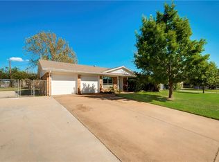 441 Wicker Way, Burleson, TX 76028