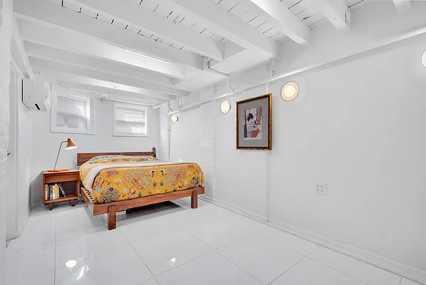 Sold by Compass | media 8