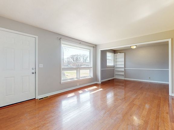 2nd image of 2112 Snook Dr