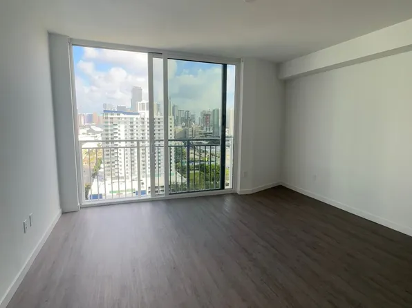 1900 Biscayne Blvd #S1, Miami, FL 33132