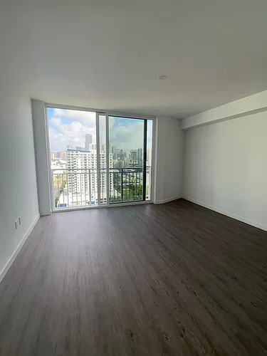 1900 Biscayne Blvd #S1 Photo 1