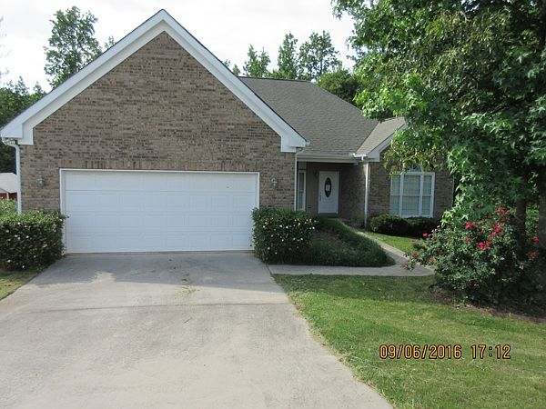 1st image of 334 Bear Creek Rd