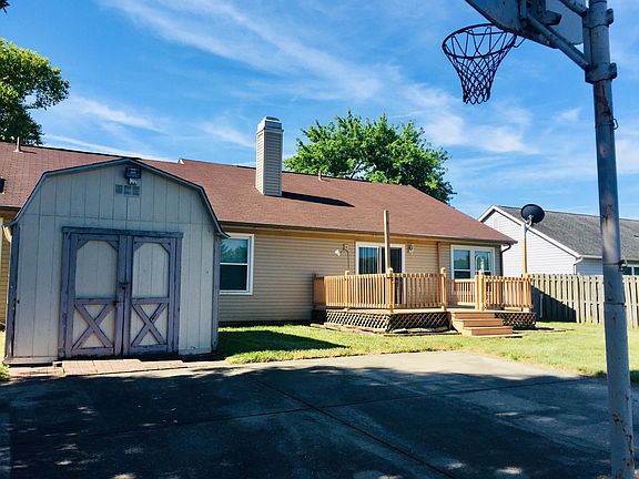 Basketball Court ; External Storage Area!