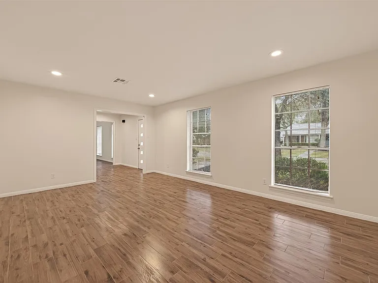 422 Willow Vista Dr — Photo 6