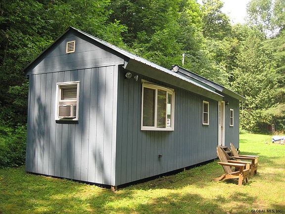 2nd image of 58 Shingle Shanty Way