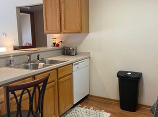 420 S 4th St UNIT 4, Ames, IA 50010