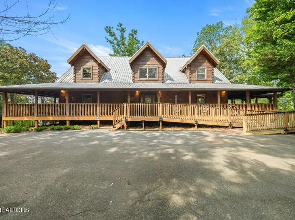 2992 Mountain Memories Way, Sevierville, TN 37876