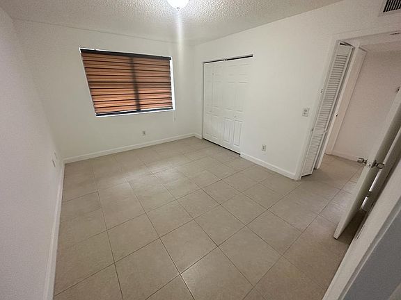 3rd image of 15318 SW 72nd St #21