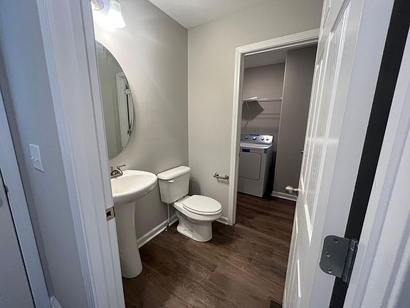 5th image of 2073 N Ford St #D