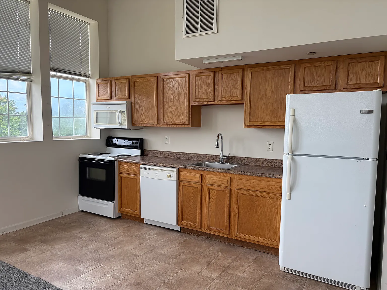1 bed, $925 — Photo 4