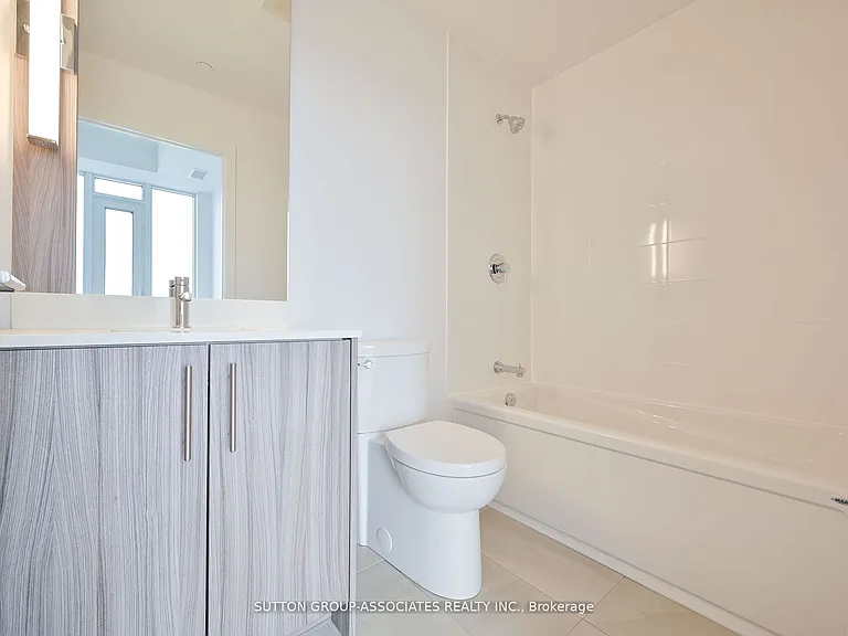 225 Veterans Dr #810 — Photo 15