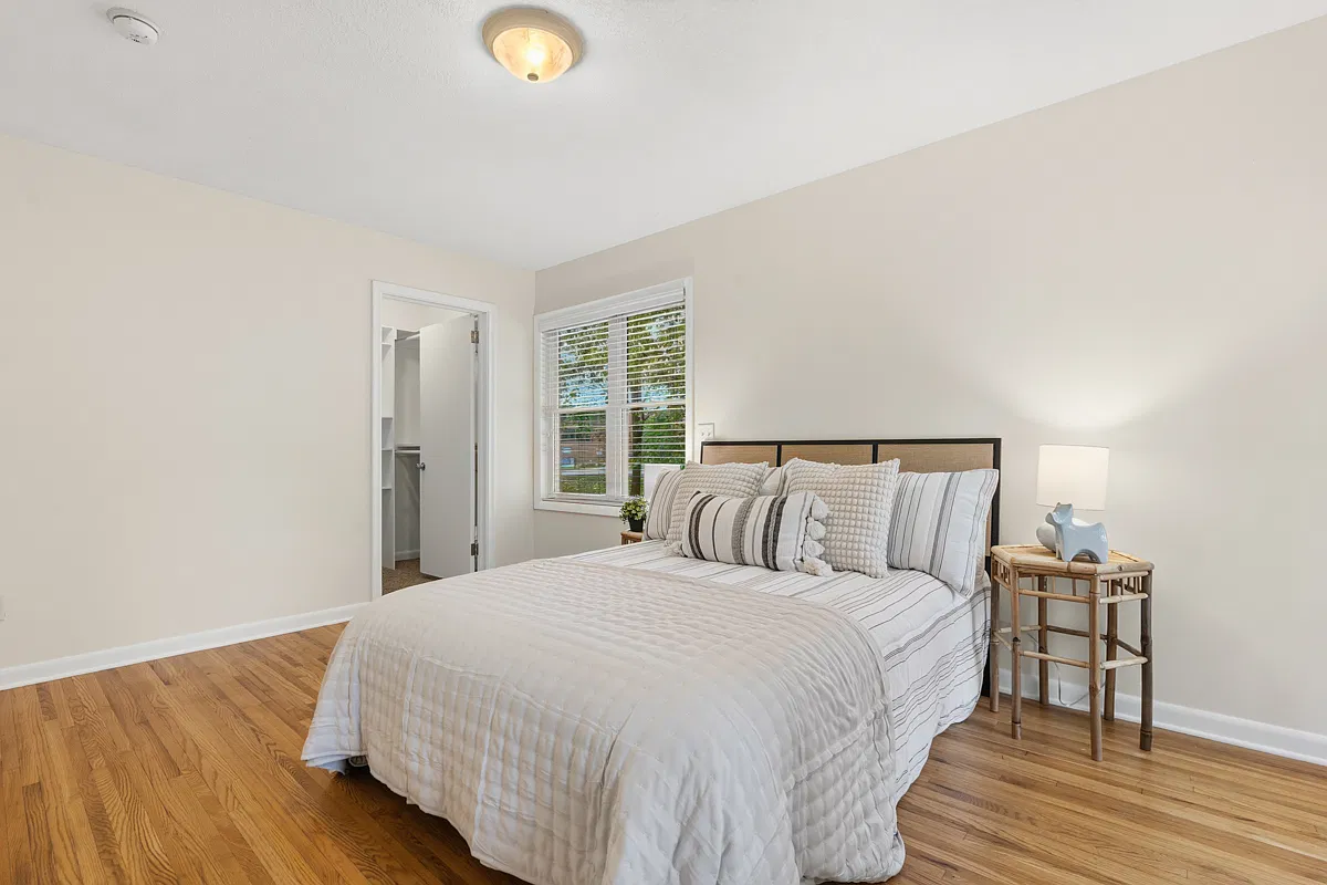 3 bed, 1440 sqft, $2,350 — Photo 2