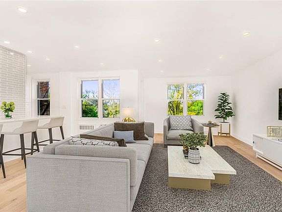 3rd image of 3901 Independence Ave APT 4G