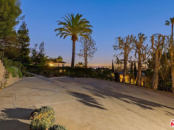 4th image of 1114 Schuyler Rd