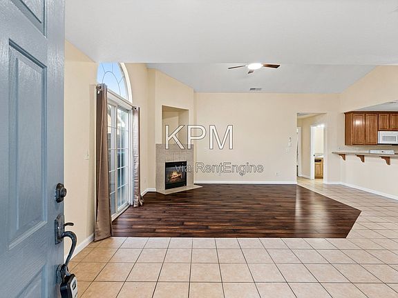 3rd image of 1544 Emily Ct