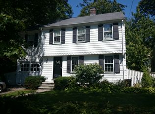 10 Sherrin Rd, Brookline, MA 02467