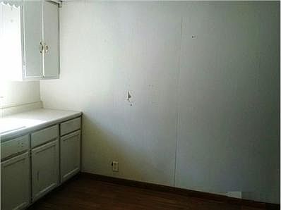 5th image of 315 S Johnston Ave