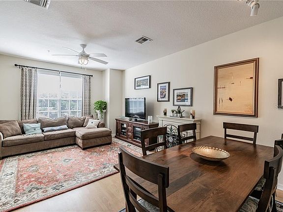 3rd image of 2913 Bayshore Pointe Dr