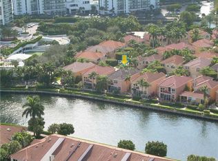 3781 NE 208th Ter, Aventura, FL 33180