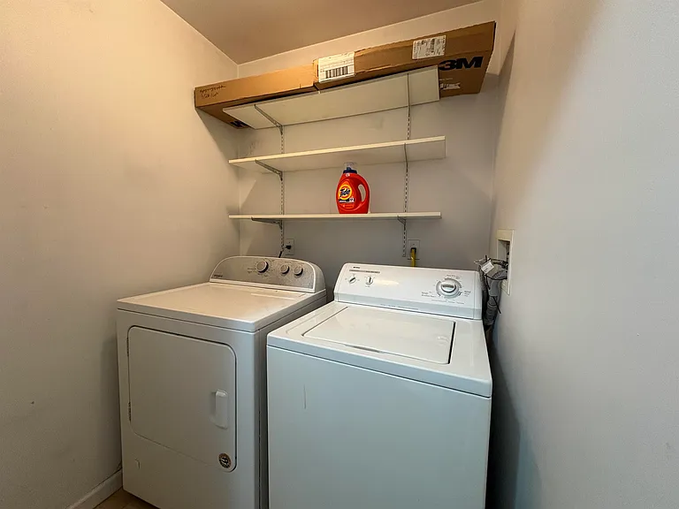 37 Reservoir Ave — Photo 18