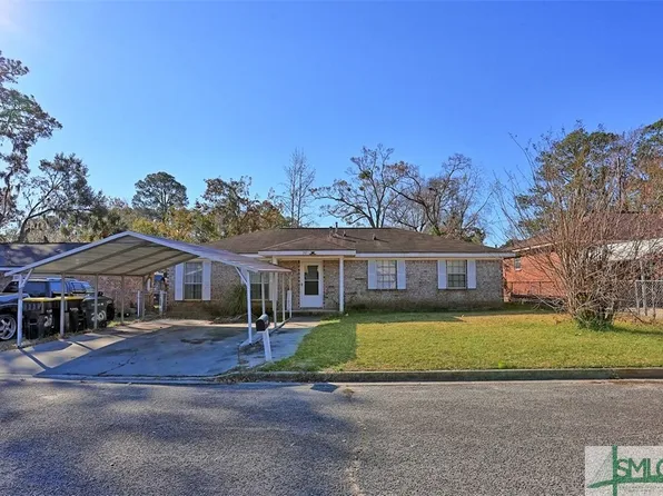 207 Travis Street, Savannah, GA 31406