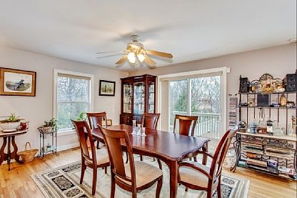 5th image of 15 Woodview Way