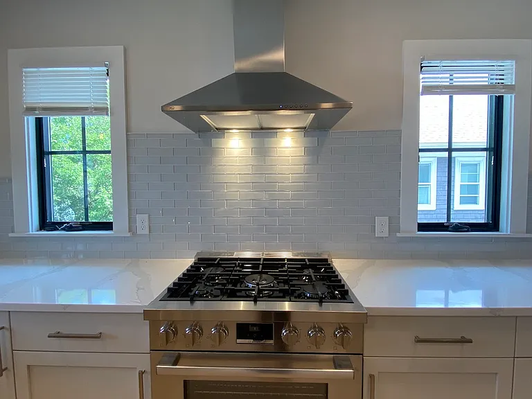 31-33 Brimmer St #2 — Photo 8
