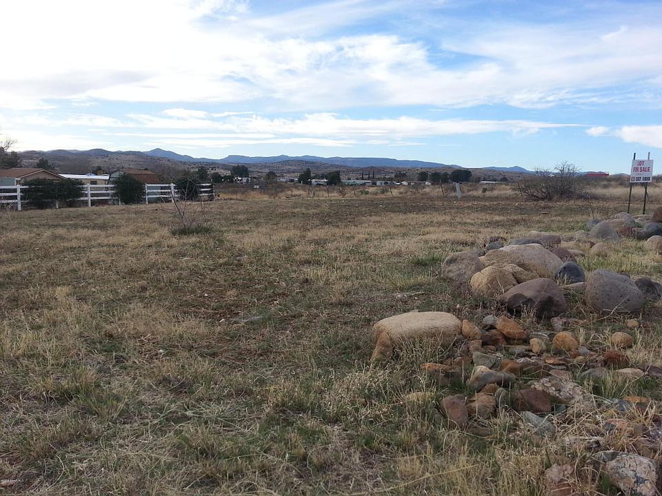2nd image of 17451 E Jackrabbit Rd