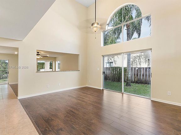 4th image of 10191 NW 5th St