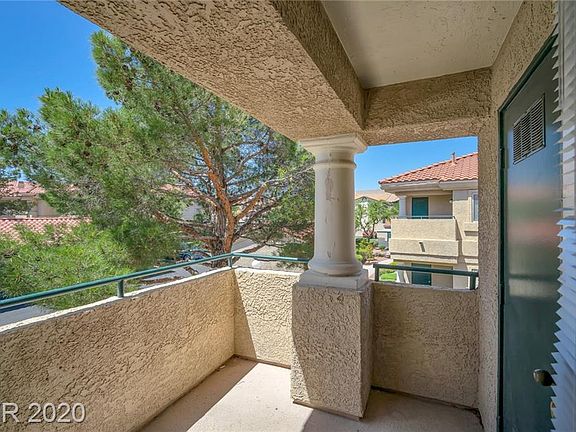 2nd image of 1544 Jenny Lynn Dr #1544