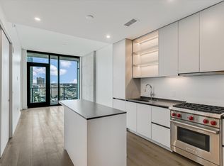 610 Davis St #1911, Austin, TX 78701