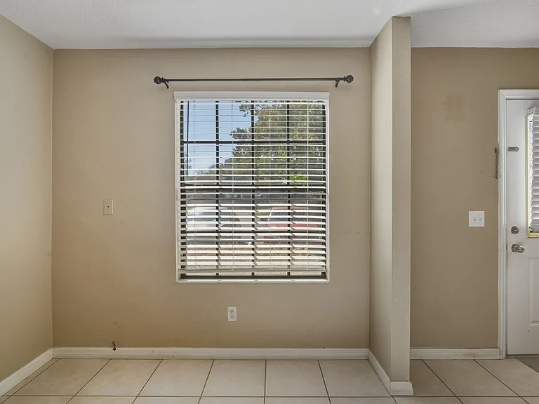 16545 Lake Brigadoon Cir — Photo 4