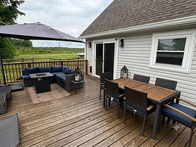 2265 Middle Rd — Photo 12
