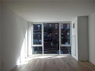 Rented by R New York