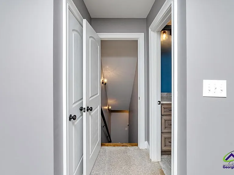 1052 Chattahoochee Dr — Photo 42