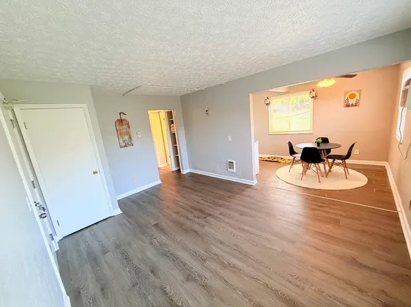 1437 Ambrose Ave APT 3, Cincinnati, OH 45224