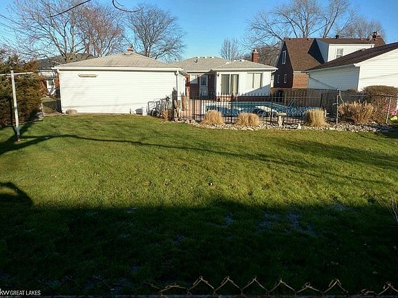 3rd image of 21791 Eastland Ct