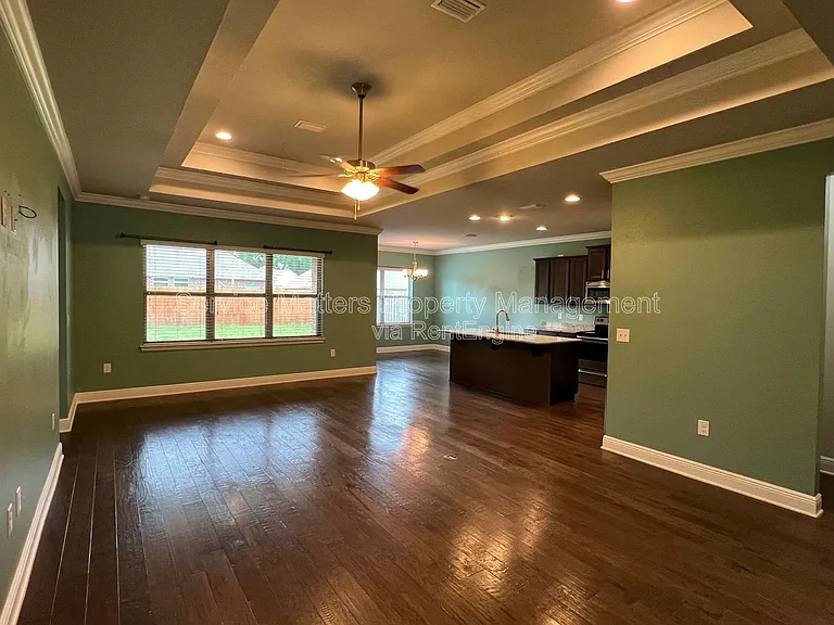 4533 Oak Orchard Cir — Photo 4