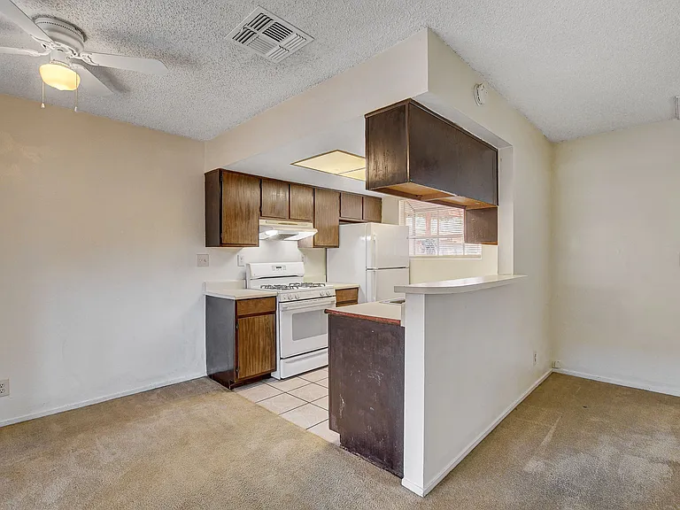 401-N-Lamb-Blvd-Apt-H_15_04282026