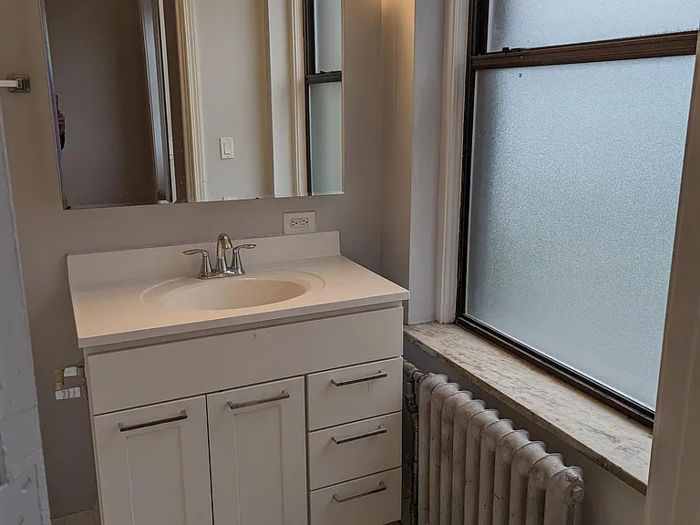 3330 N Lake Shore Dr — Photo 13